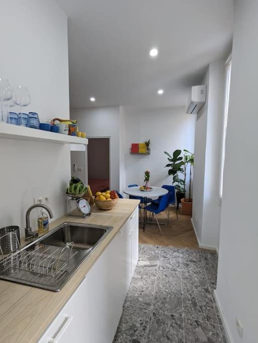 T2 Cosy Avec Terrasse Et Parking Διαμέρισμα Μασσαλία Εξωτερικό φωτογραφία